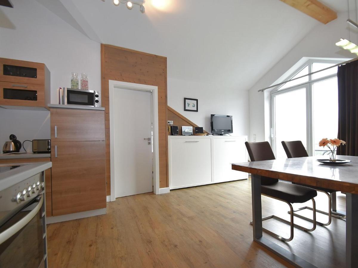 Modern Apartment In Willingen Near Ski Lift エクステリア 写真